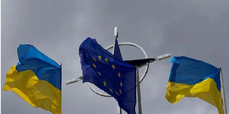 Цікаві статистичні дані щодо нинішнього ставлення українців до ЄС:
60% громадян вважають