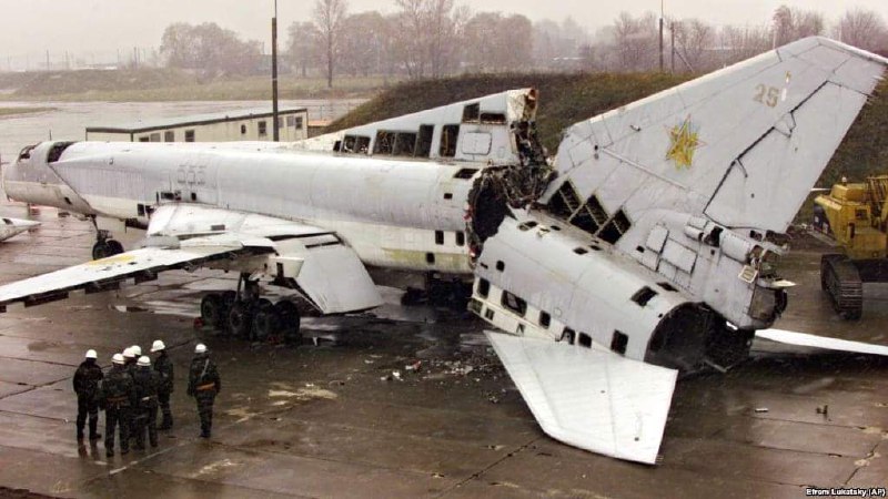 Останній український бомбардувальник Ту-22М3 знищили цього дня, 27 січня, 2002 року.