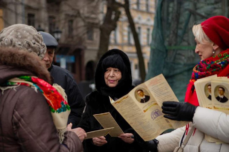 Харківська Просвіта провела сьогодні просвітницьку акцію з нагоди перейменування вулиці Пушкінської у вулицю Григорія Сковороди.
