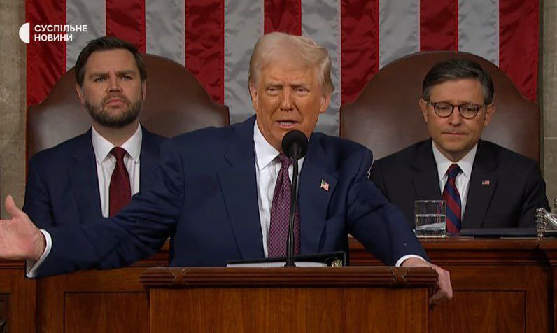 Основні тези Трампа щодо України.
🕊 Ніхто не хоче миру більше, ніж Україна; Основні тези Трампа щодо України.
🕊 Ніхто не хоче миру більше, ніж Україна;
