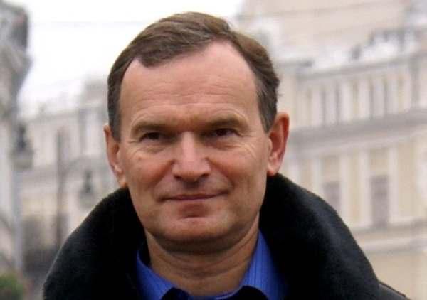 Тарас Возняк: за математизованими прогнозами того ж Мориса до 2103 року Схід здогонить Захід у своєму розвитку Тарас Возняк: за математизованими прогнозами того ж Мориса до 2103 року Схід здогонить Захід у своєму розвитку