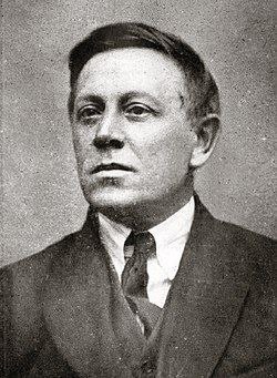 25 травня 1926 р. в Парижі Самуїл Шварцбард (згідно зі свідченнями істориків, пов’язаним з ДПУ при НКВС - каральним... 25 травня 1926 р. в Парижі Самуїл Шварцбард (згідно зі свідченнями істориків, пов’язаним з ДПУ при НКВС - каральним...