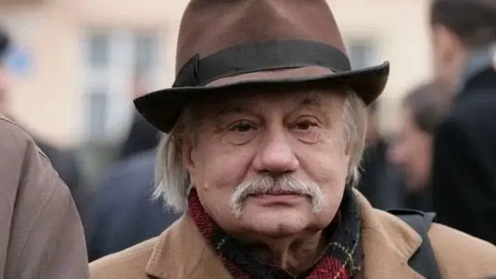 Сьогодні, 28 червня у Львові на 86-му році життя помер поет, письменник, дисидент та багаторічний політв’язень... Сьогодні, 28 червня у Львові на 86-му році життя помер поет, письменник, дисидент та багаторічний політв’язень...