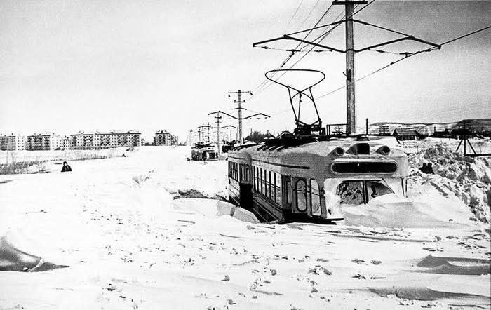 Чекаючи нового похолодання згадаємо про найлютіші зими в історії України ❄️ Чекаючи нового похолодання згадаємо про найлютіші зими в історії України ❄️