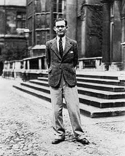 29 березня 1933 року британський журналіст Ґарет Річард Вон Джонс надрукував свій перший репортаж про Голодомор в Українї 29 березня 1933 року британський журналіст Ґарет Річард Вон Джонс надрукував свій перший репортаж про Голодомор в Українї