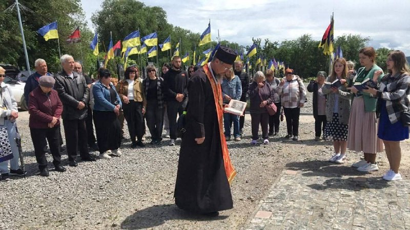 Парафію Різдва Пресвятої Богородиці УГКЦ засновано в місті Берестин (Красноград) Харківської області Парафію Різдва Пресвятої Богородиці УГКЦ засновано в місті Берестин (Красноград) Харківської області